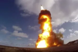 RUSI POGODILI AERODROM ZA PRIJEM aviona F-16! Izginuli zapadni piloti…