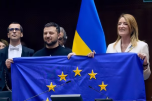 Мехди Хонардидех: Украјина, пион у глобалној игри моћи