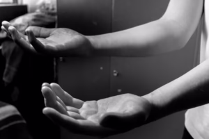 КЛЕТВА И ПРОКЛЕТСТВО: Моћ зле речи или немоћ сујеверја?