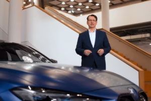 SRBIN NOVI ŠEF BMW-A: Evo ko je Milan Nedeljković iz Kruševca koji će voditi nemačkog auto giganta! (VIDEO)